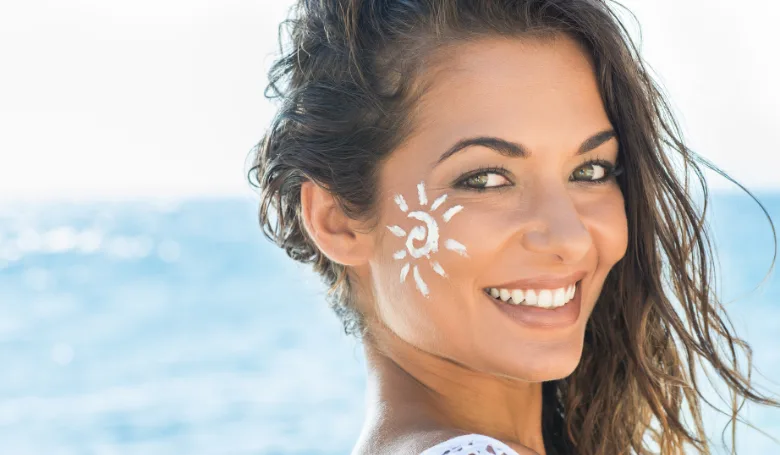 Mineral Sunscreen Explained: How It Compares to Chemical